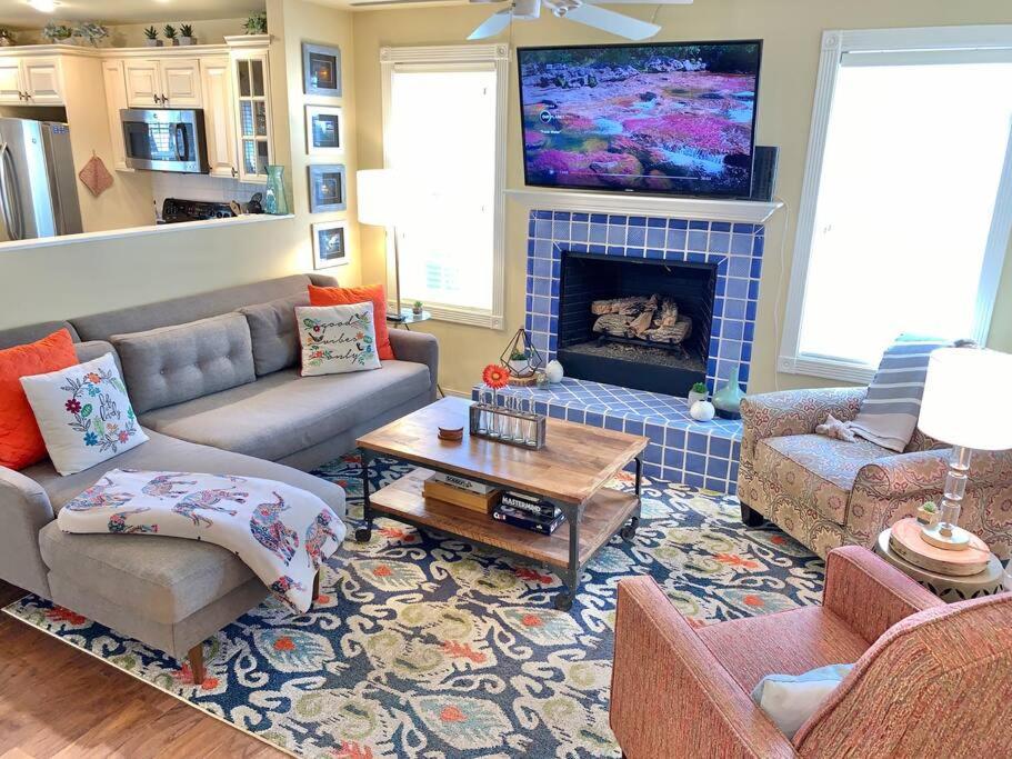 The Comforts' Inn: Mountain Escape Mountainaire Luaran gambar